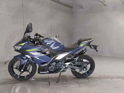 Kawasaki Ninja 400 2021