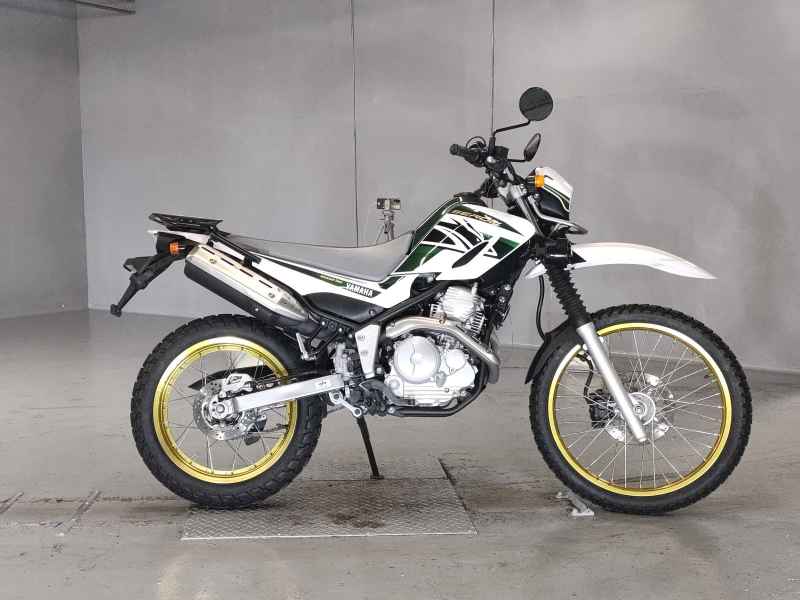 Yamaha SEROW XT250 2018