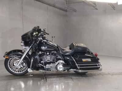 Harley-Davidson ELECTRA GLIDE FLHTCU1690 2011