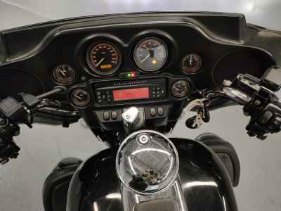 Harley-Davidson ELECTRA GLIDE FLHTCU1690 2011