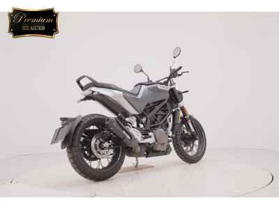 Husqvarna SVARTPILEN 401 2020