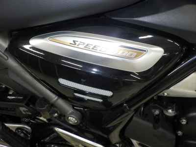 Triumph Speed 400 2024