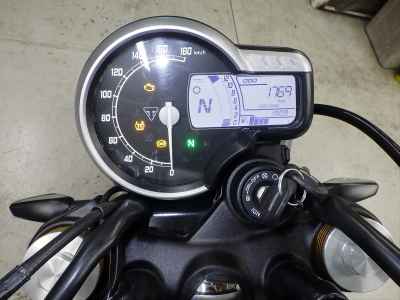 Triumph Speed 400 2024