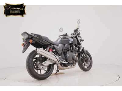 Honda CB400SF 2019