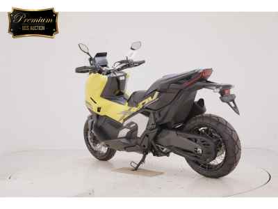 Honda X-Adv 750 2025