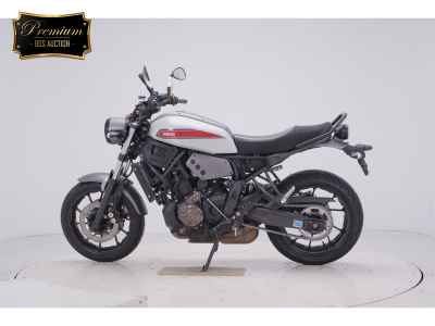 Yamaha XSR700 2021