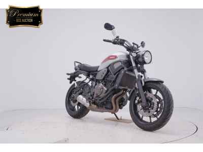 Yamaha XSR700 2021
