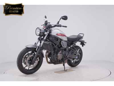 Yamaha XSR700 2021