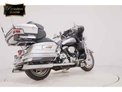 Harley-Davidson Electra Glide FLHTCUI1450 2003