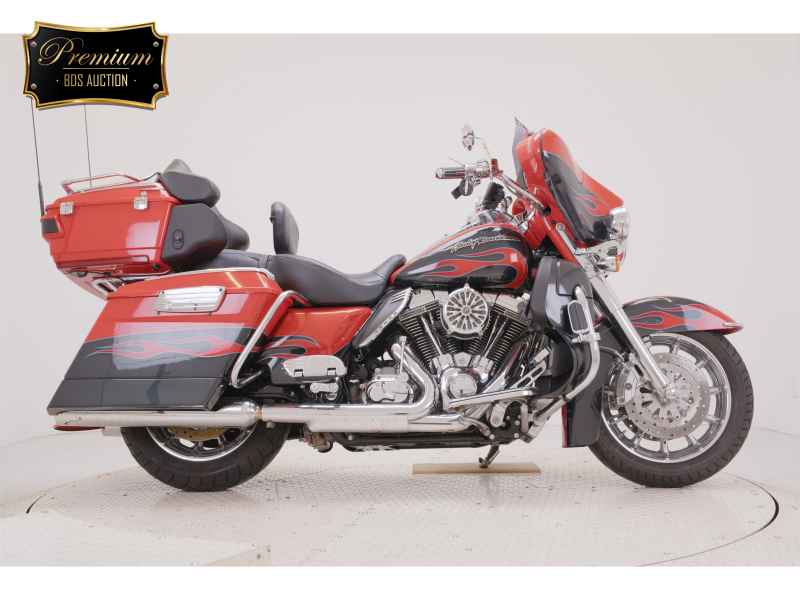 Harley-Davidson FLHTCUSE1800 CVO 2009