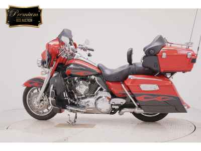 Harley-Davidson FLHTCUSE1800 CVO 2009