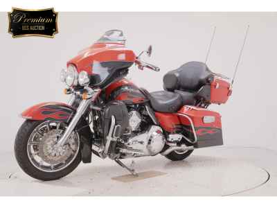 Harley-Davidson FLHTCUSE1800 CVO 2009