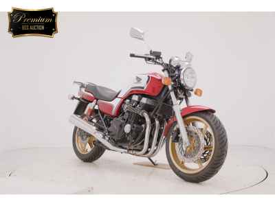 Honda CB750SF 2010