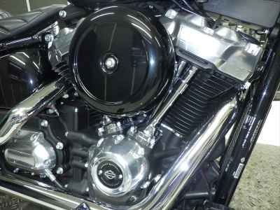 Harley-Davidson Softail FXST107 2020