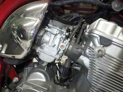 Suzuki GSF750 2000