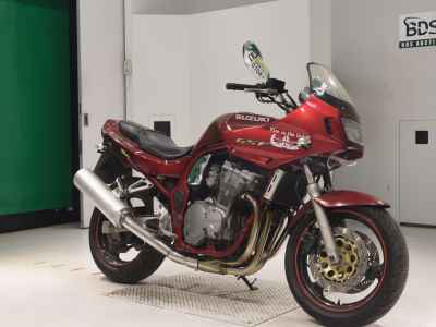 Suzuki GSF750 2000