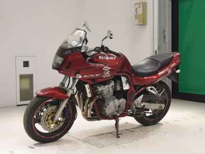 Suzuki GSF750 2000