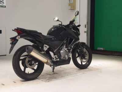 Honda CB250F 2015