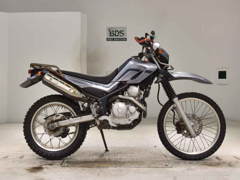 Yamaha SEROW XT250 2006