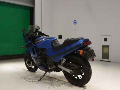 Kawasaki GPZ400R 1987
