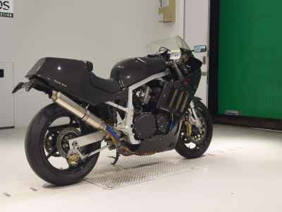 Suzuki GSX-R750 1987
