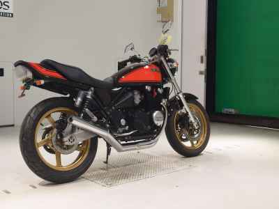 Kawasaki Zephyr 400 1996