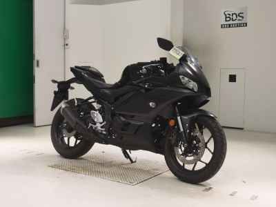 Yamaha YZF-R25 2021