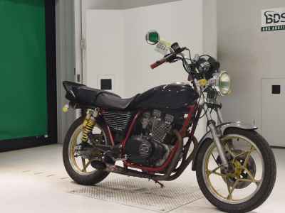 Suzuki GSX400E 1983