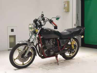 Suzuki GSX400E 1983