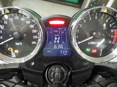 Kawasaki Z900RS 2024