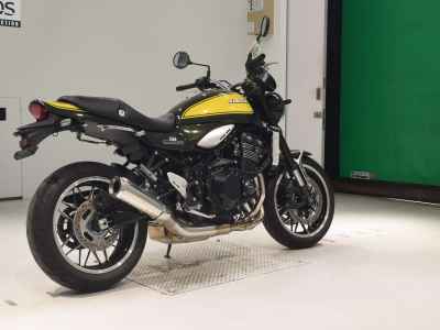 Kawasaki Z900RS 2024