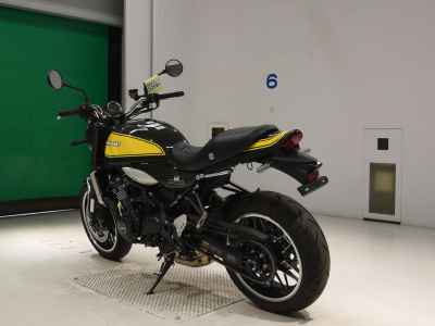 Kawasaki Z900RS 2024