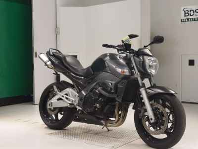 Suzuki GSR400 2006