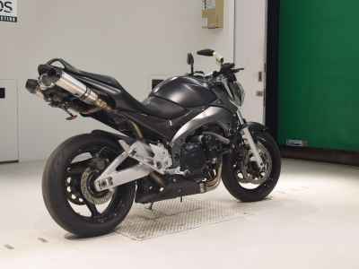 Suzuki GSR400 2006