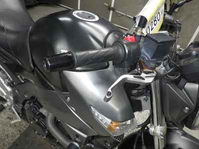 Suzuki GSR400 2006