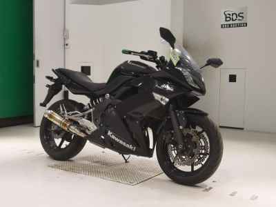 Kawasaki Ninja 400R 2011