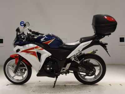 Honda CBR250RA 2011