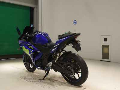 Yamaha YZF-R25 2017