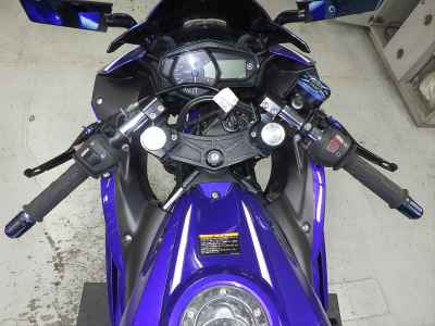 Yamaha YZF-R25 2017