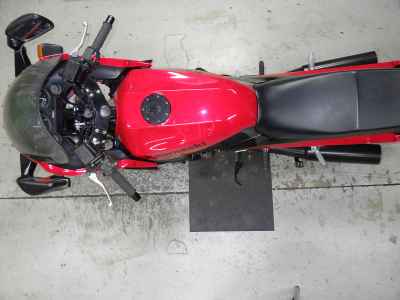 Kawasaki GPZ900R 1995