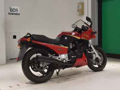 Kawasaki GPZ900R 1995