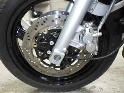 Kawasaki GPZ900R 1995
