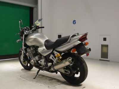 Yamaha XJR1300 2002