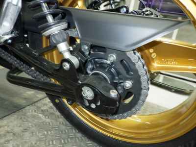 Kawasaki ZRX400 2024