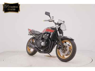 Kawasaki ZRX400 2024