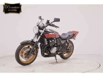 Kawasaki ZRX400 2024