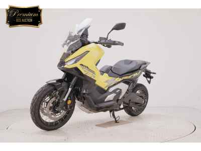 Honda X-Adv 750 2025