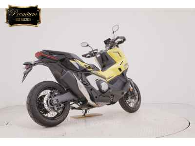 Honda X-Adv 750 2025