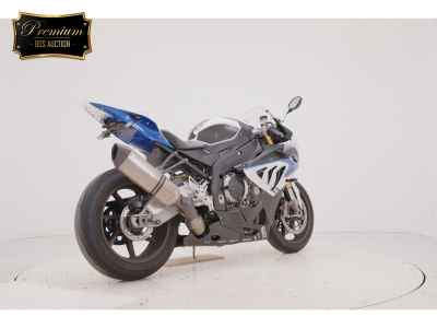 BMW HP4 2014