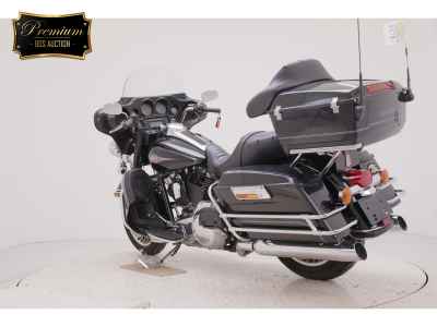 Harley-Davidson Electra Glide FLHTC1580 2009